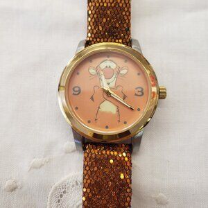 ❤ Tigger Ladies Watch Disney sparkly gold/copper band
